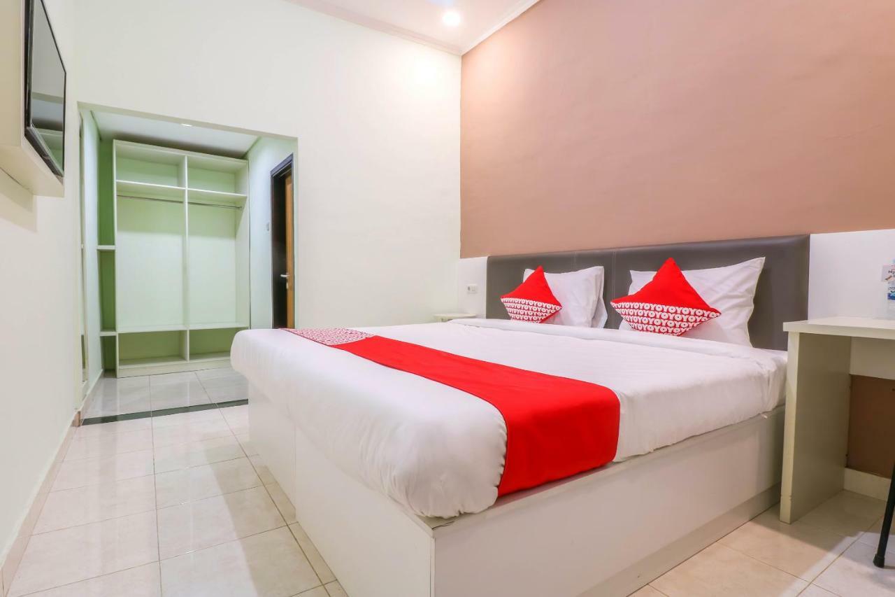 Oyo 1445 Jimbaran 12 Residence Buitenkant foto